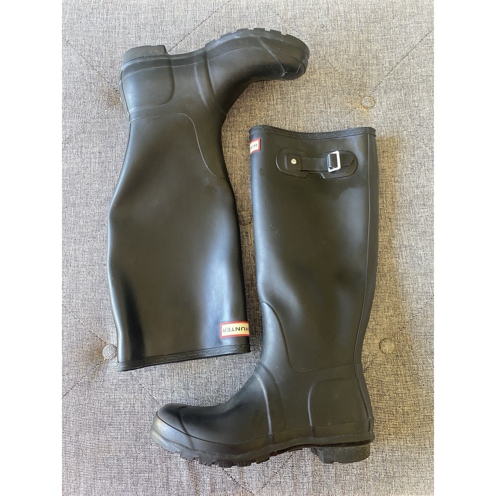 HUNTER Women's Original Tall Rain Boot US Size 8 Black Adjustable